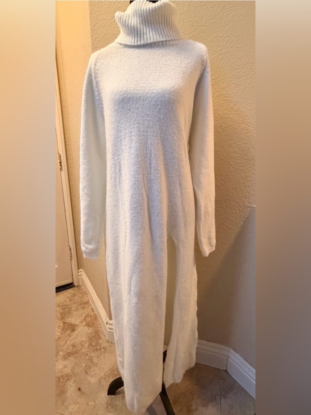 Zena White Knit Pullover Sweater - Picture 2 of 6